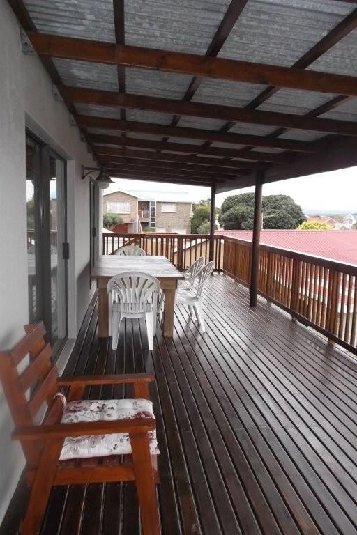 4 Bedroom Property for Sale in Stilbaai Wes Western Cape